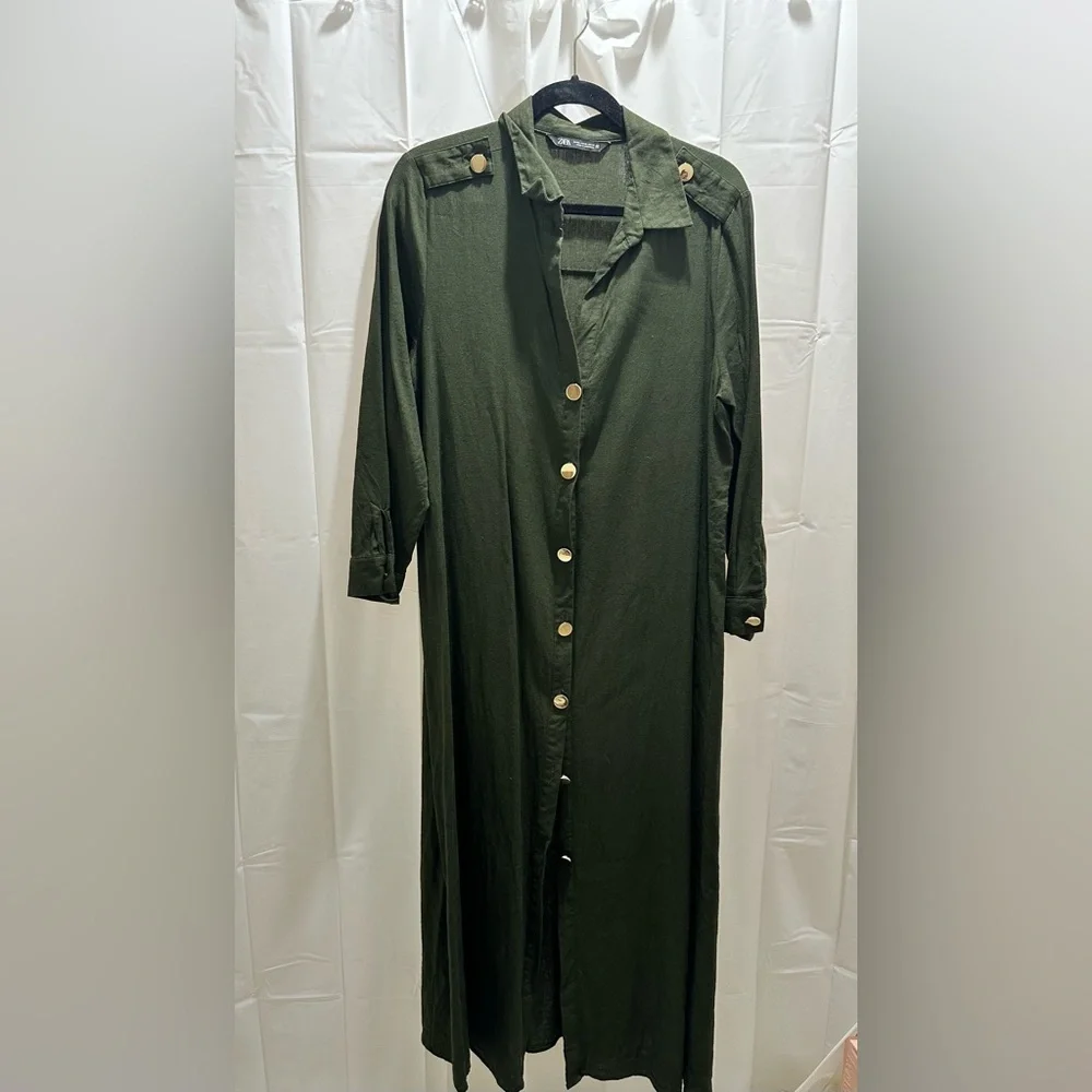 ZARA Elegant Olive Green Button-Down Dress - Picture 4 of 5